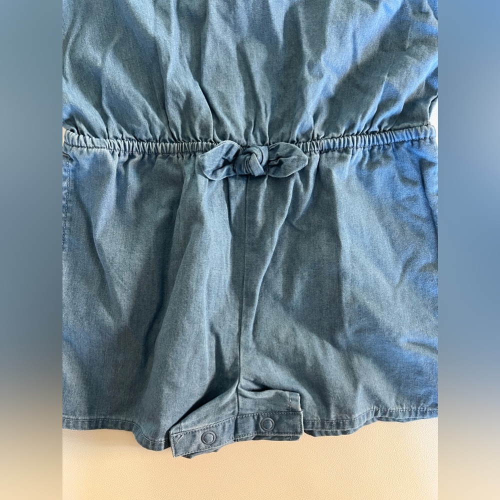 Cat & Jack 3T Light Blue Denim Puff Short Sleeve Romper w/ Buttons - Picture 3 of 5